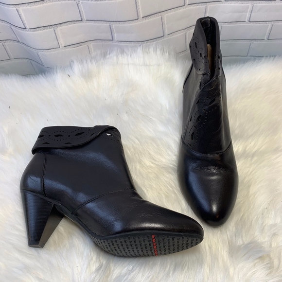 Miz Mooz Shoes - Miz Mooz Daffodil Black Leather Booties Si…